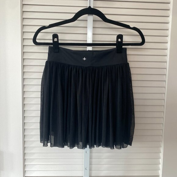 NWT Halara High Waisted 2-in-1 Pocket Mesh Mini Skirt, Black, Size S - Picture 2 of 9